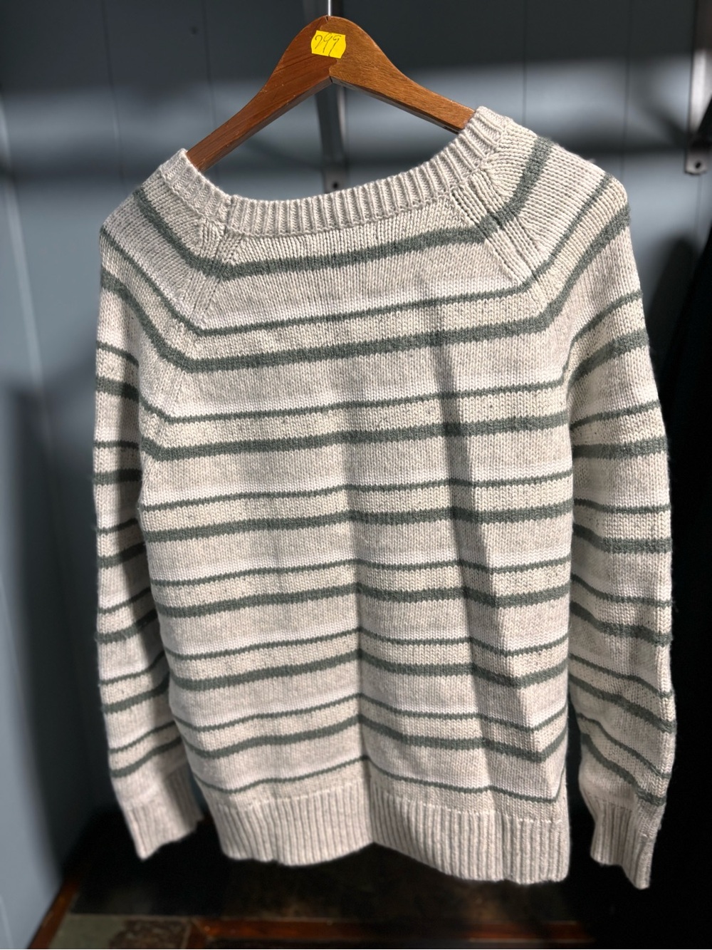Vintage Banana Republic striped sweater young ladies size L